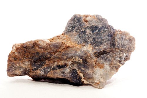 スキャポライトの鉱物情報を解説。
