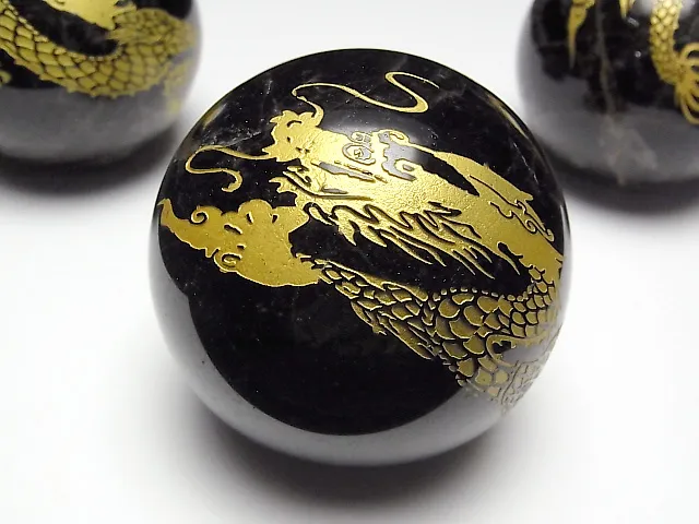 モリオン(黒水晶)|強力な守りと浄化